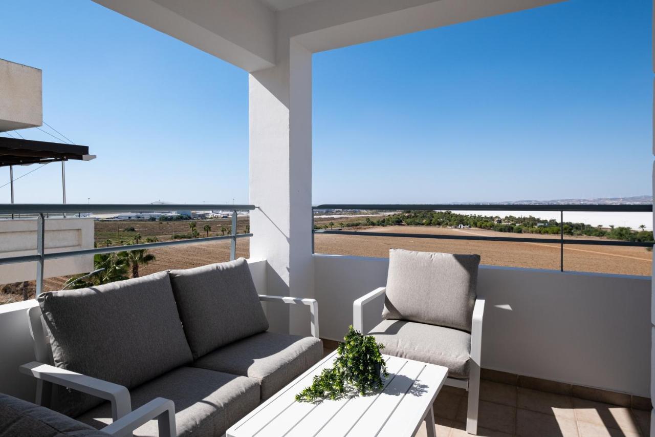 The Saline Views Makenzy Apartment Larnaca Exterior foto