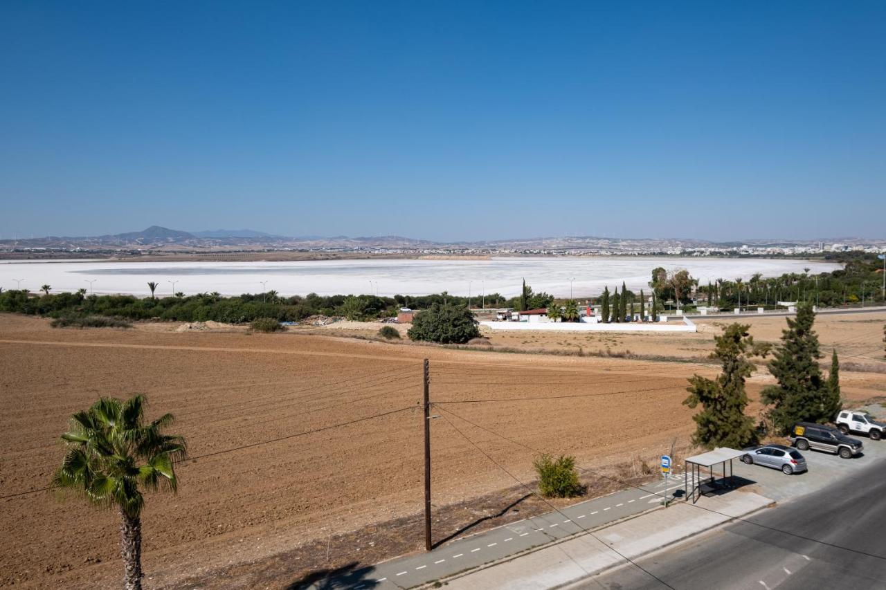 The Saline Views Makenzy Apartment Larnaca Exterior foto